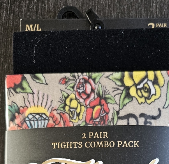 Ed Hardy 2 pack tights - Picture 2 of 3